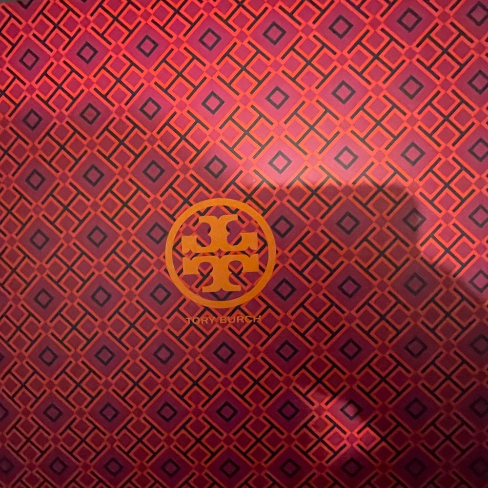 Cream Tory Burch